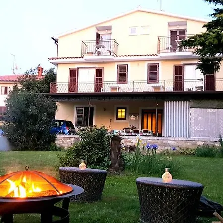 فندق مبيت وإفطار Vila Alda 3*